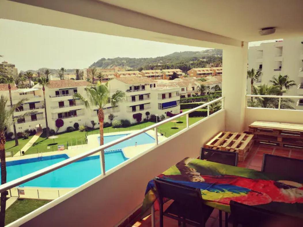 Casa en urb. con la piscina más GRANDE de Jávea. Exterior foto